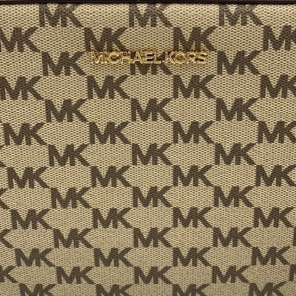 MICHAEL KORS LARGE EW CROSSBODY NAT/ LUGGAGE - Picture 15 of 16